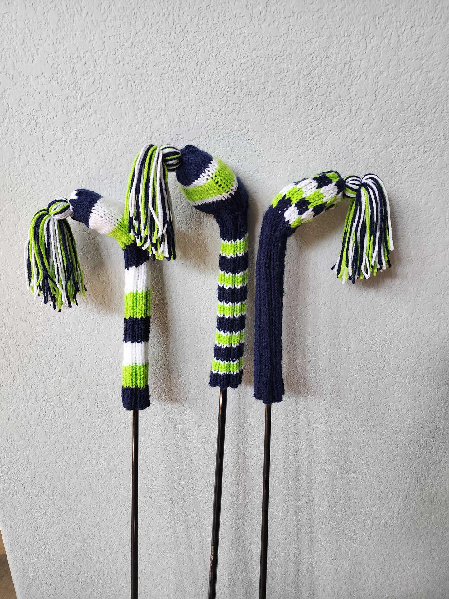 Hand Knit Golf Club Head Covers Retro-Vintage Navy, Lime Green & White with Tassels for Driver & Fairway Woods - Austinknittylimits