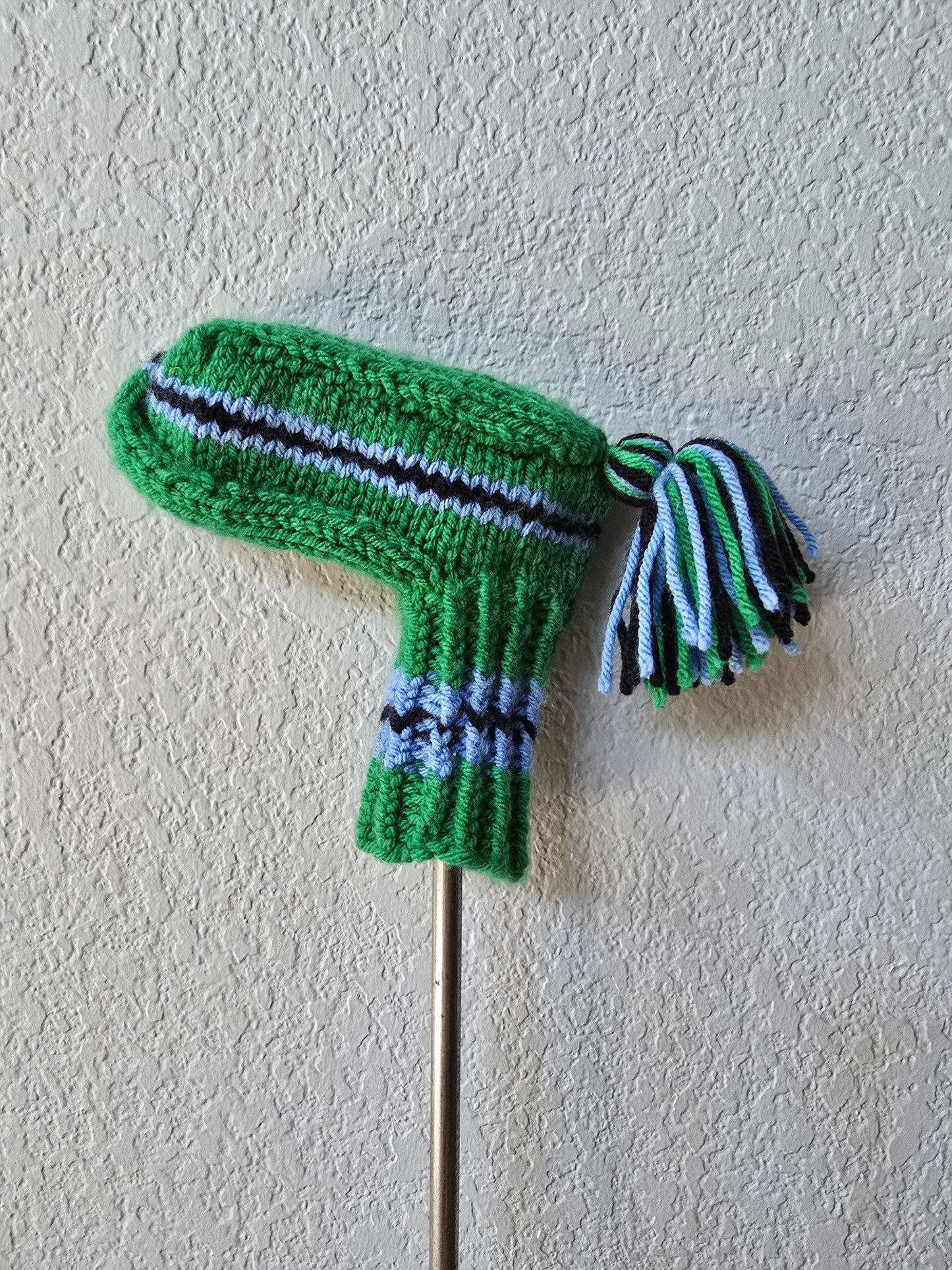 Hand Knit Golf Club Head Cover Retro-Vintage Green, Black & Blue for Putter with Tassel