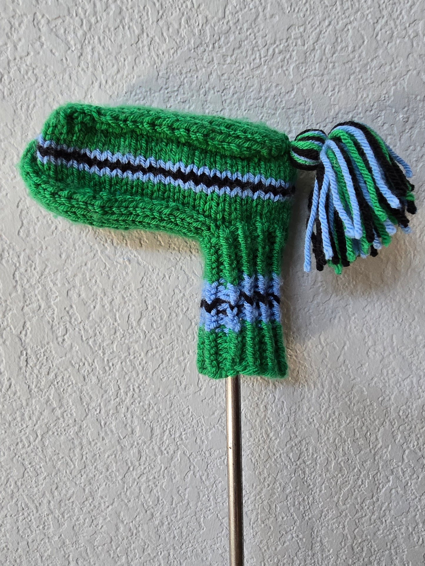 Hand Knit Golf Club Head Cover Retro-Vintage Green, Black & Blue for Putter with Tassel