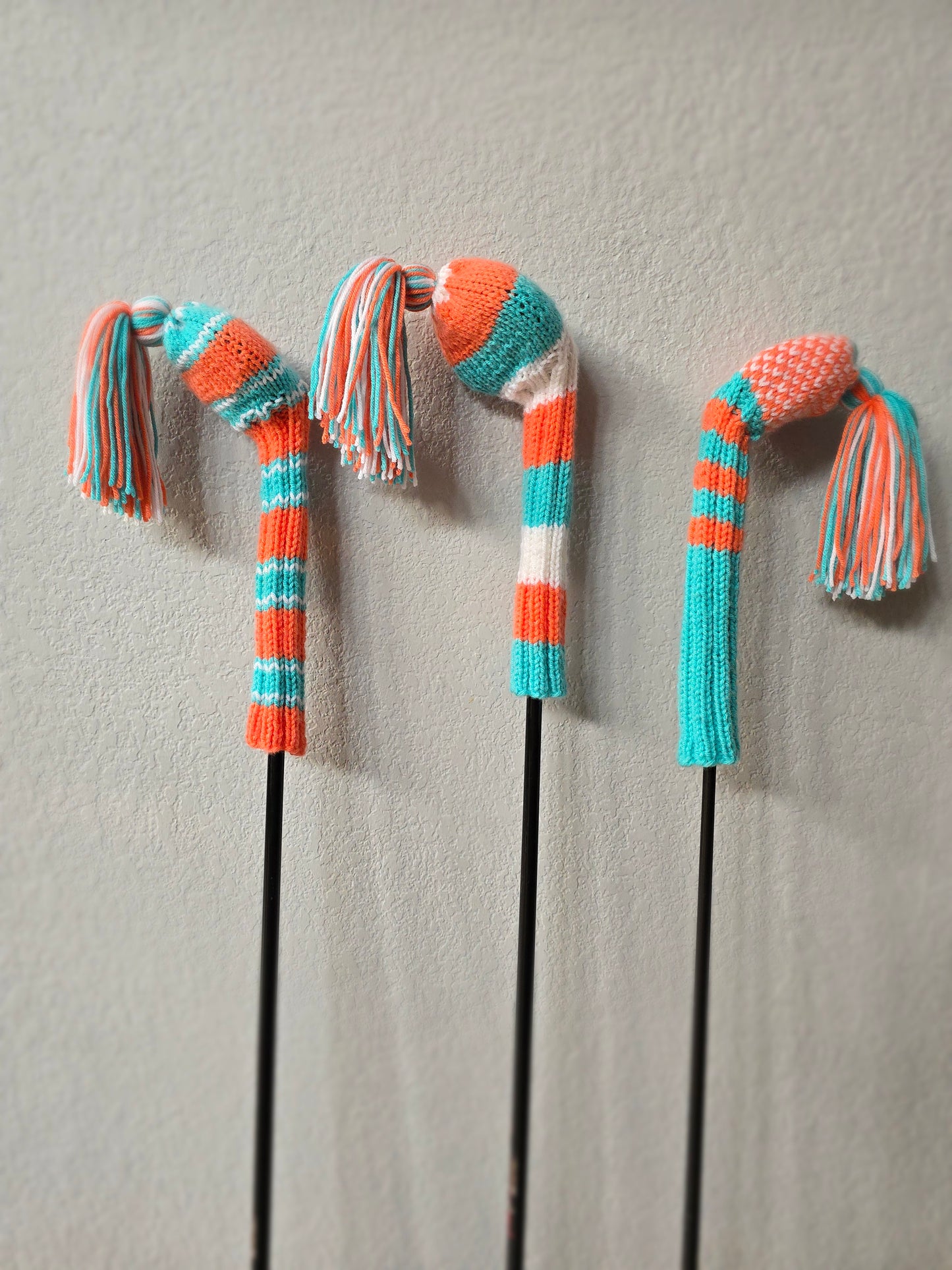 Three Hand Knit Golf Club Head Covers Retro-Vintage Orange, Blue & White with Tassels for Drivers, Woods