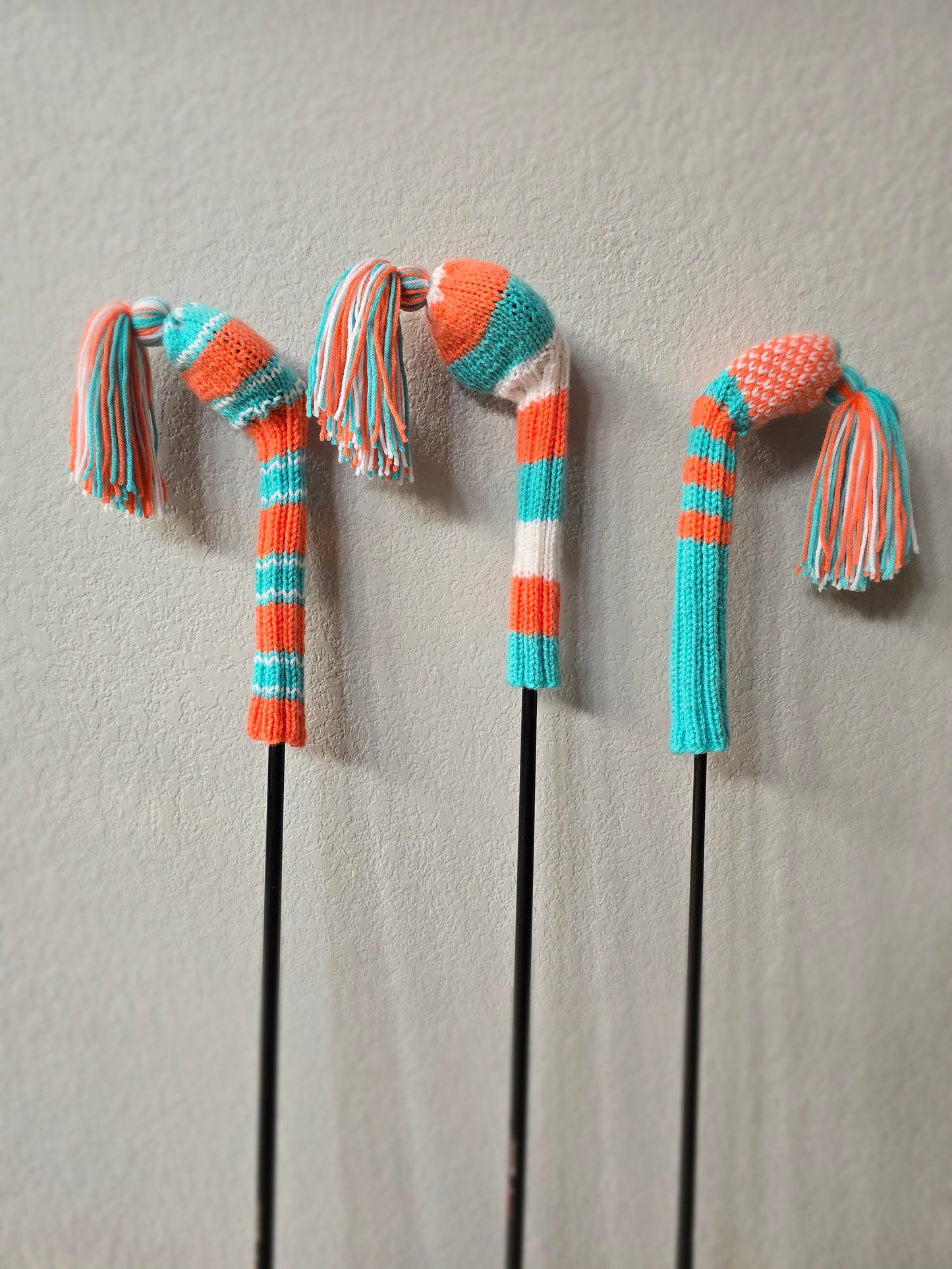Three Hand Knit Golf Club Head Covers Retro-Vintage Orange, Blue & White with Tassels for Drivers, Woods