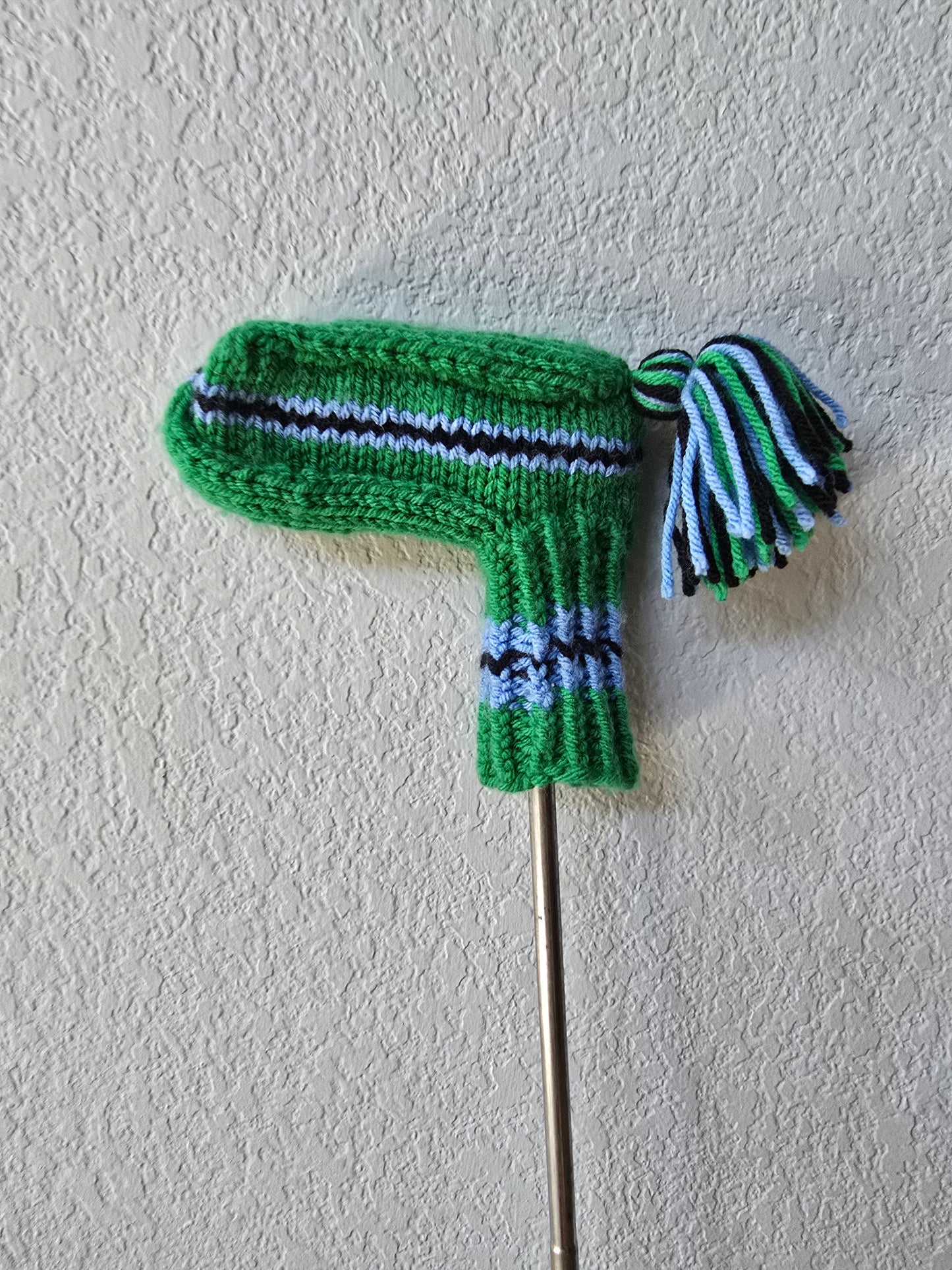 Hand Knit Golf Club Head Cover Retro-Vintage Green, Black & Blue for Putter with Tassel