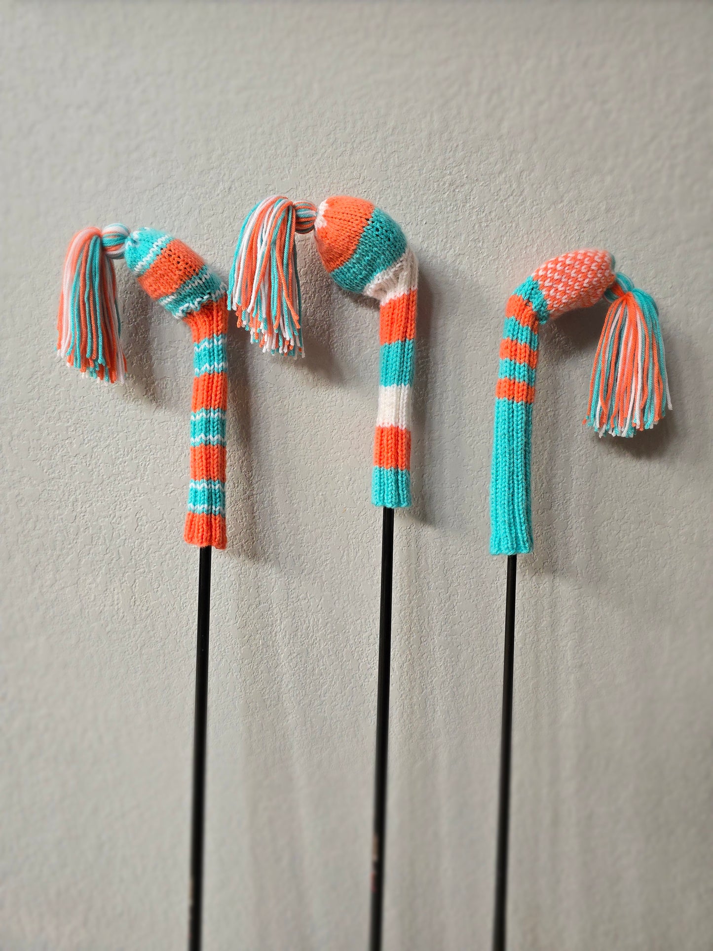 Three Hand Knit Golf Club Head Covers Retro-Vintage Orange, Blue & White with Tassels for Drivers, Woods