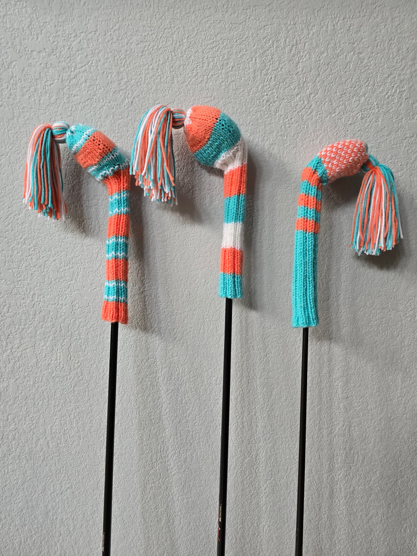Three Hand Knit Golf Club Head Covers Retro-Vintage Orange, Blue & White with Tassels for Drivers, Woods