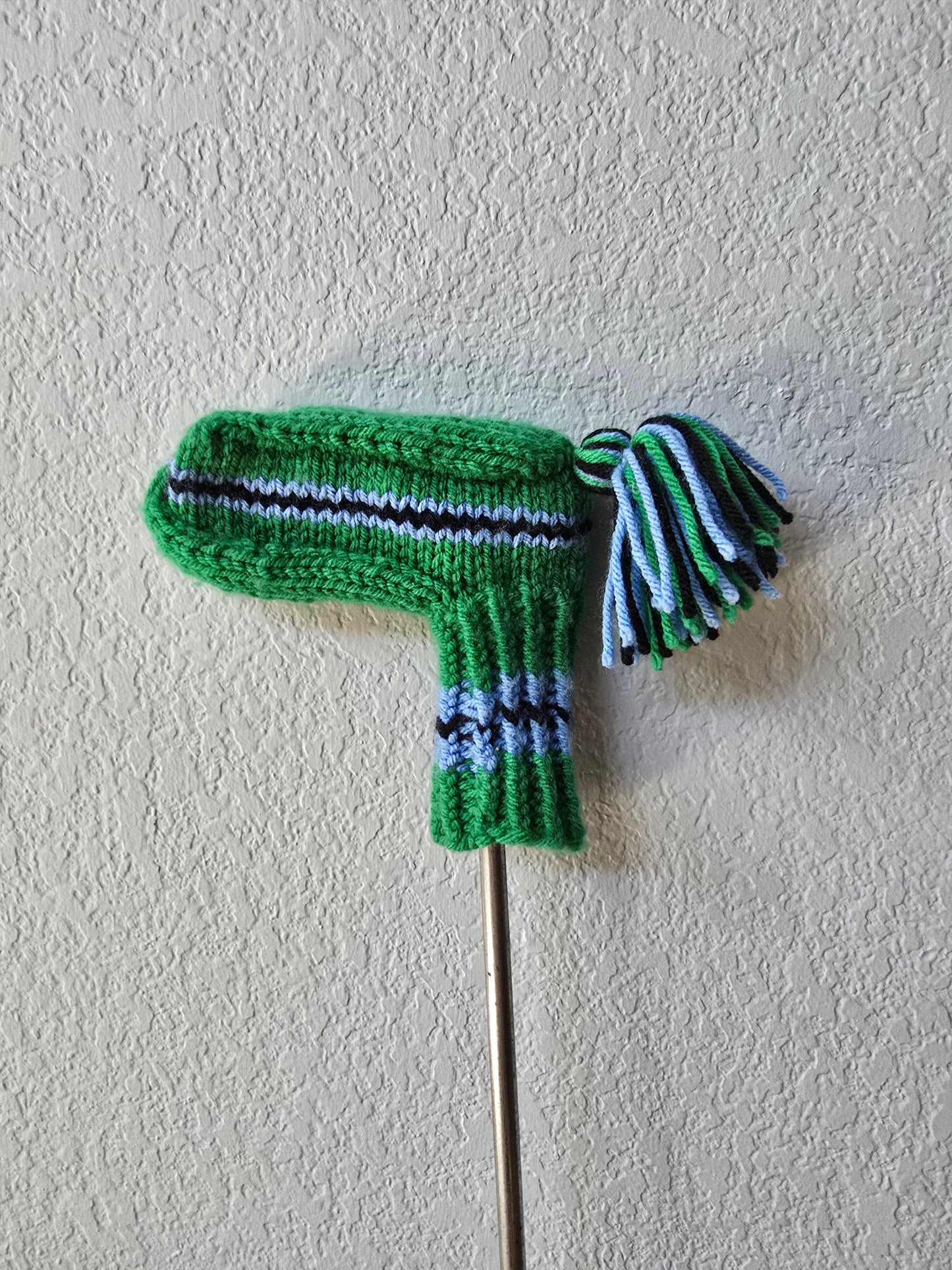 Hand Knit Golf Club Head Cover Retro-Vintage Green, Black & Blue for Putter with Tassel