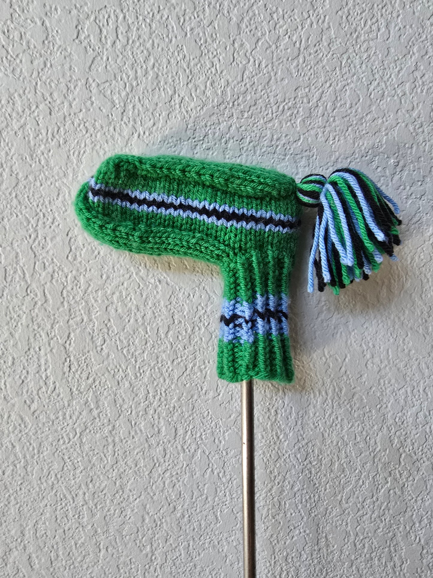 Hand Knit Golf Club Head Cover Retro-Vintage Green, Black & Blue for Putter with Tassel