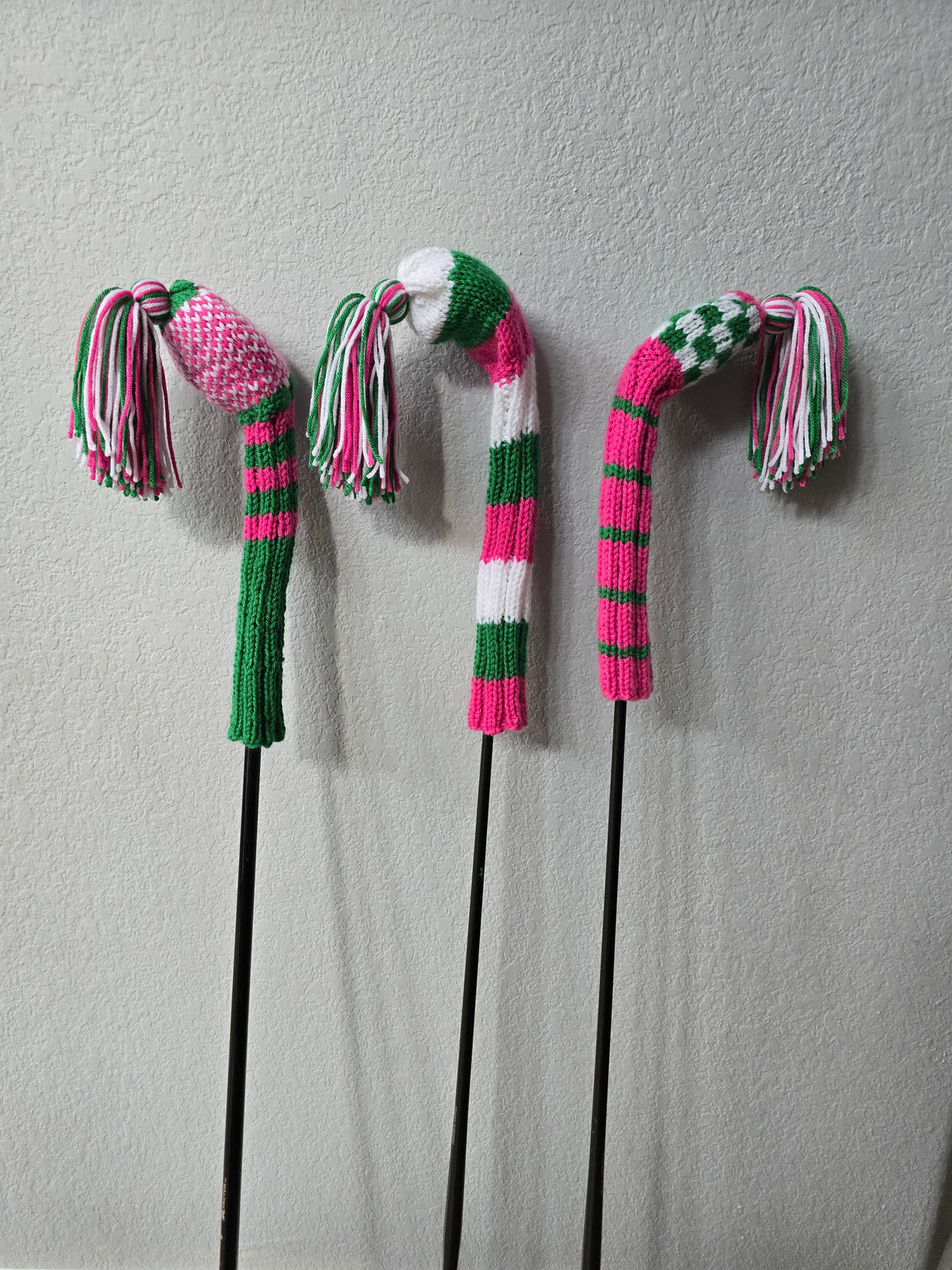 Golf Club Head Covers Retro-Vintage Pink, Green & White with Tassels for Drivers, Woods Hand Knit Golf Accessory