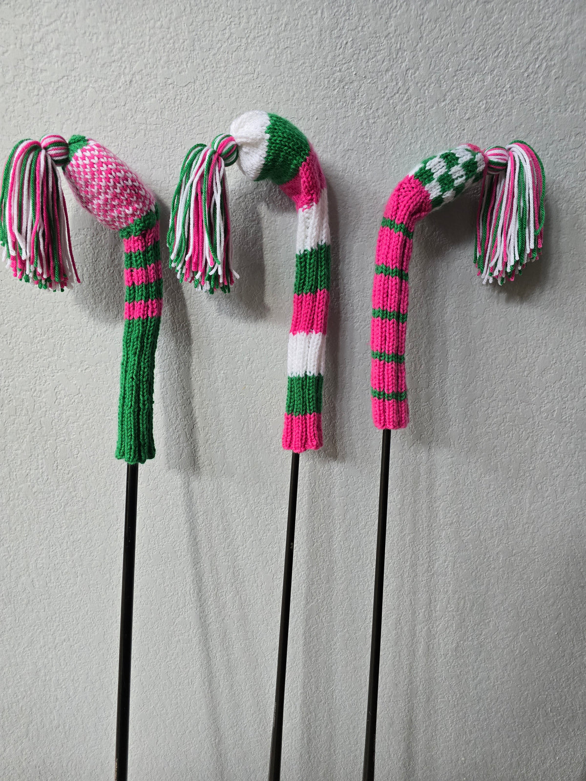 Golf Club Head Covers Retro-Vintage Pink, Green & White with Tassels for Drivers, Woods Hand Knit Golf Accessory