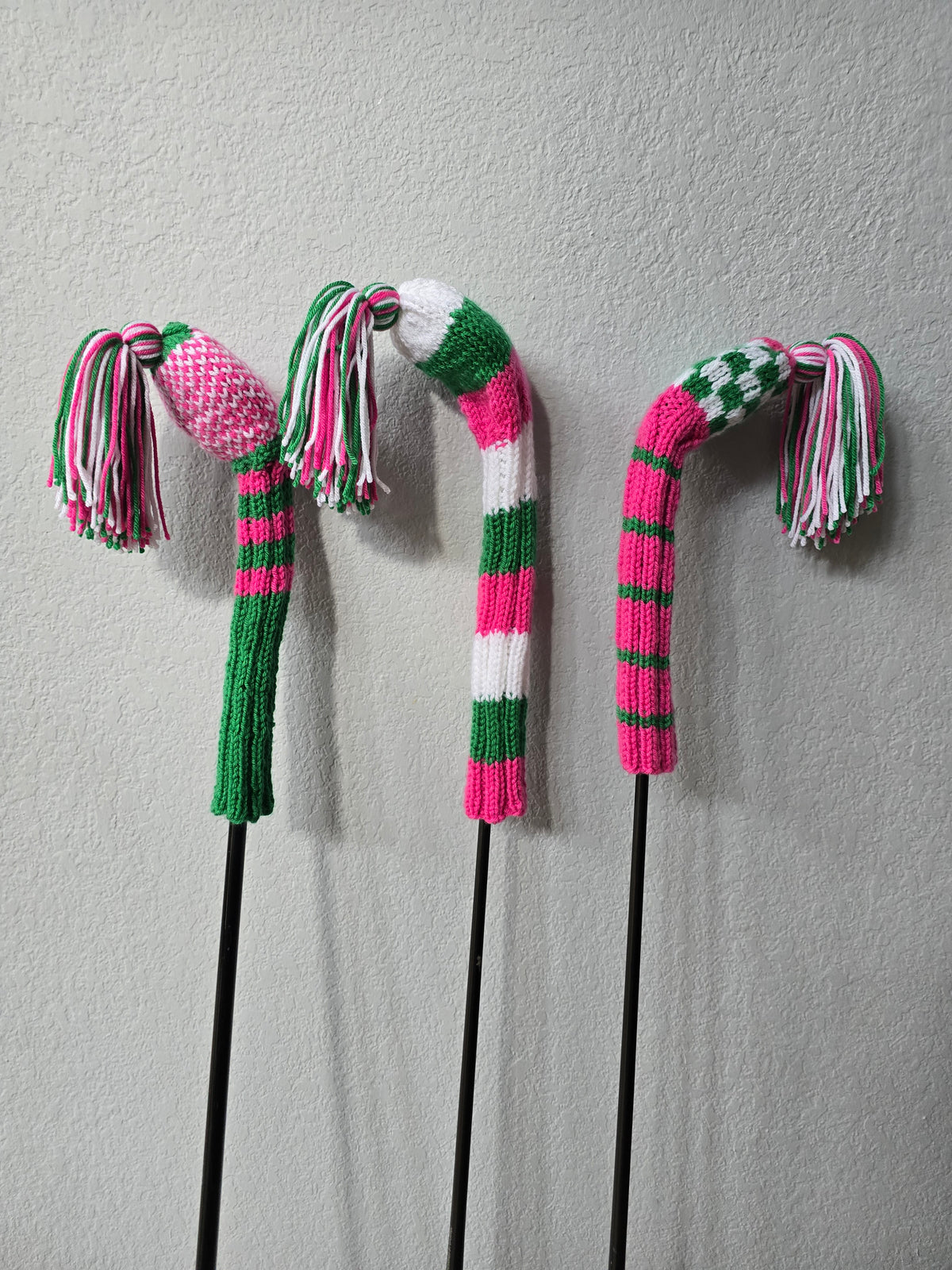 Golf Club Head Covers Retro-Vintage Pink, Green & White with Tassels for Drivers, Woods Hand Knit Golf Accessory