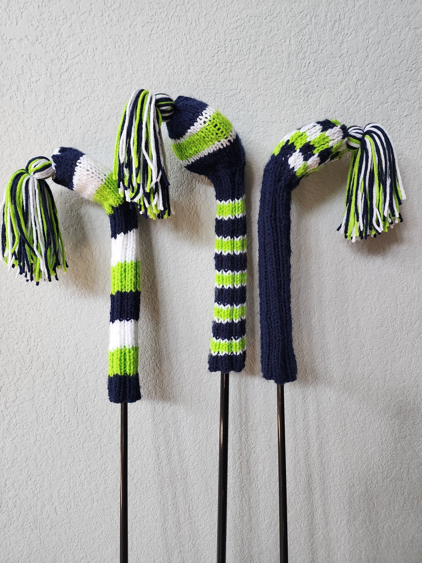 Hand Knit Golf Club Head Covers Retro-Vintage Navy, Lime Green & White with Tassels for Driver & Fairway Woods - Austinknittylimits