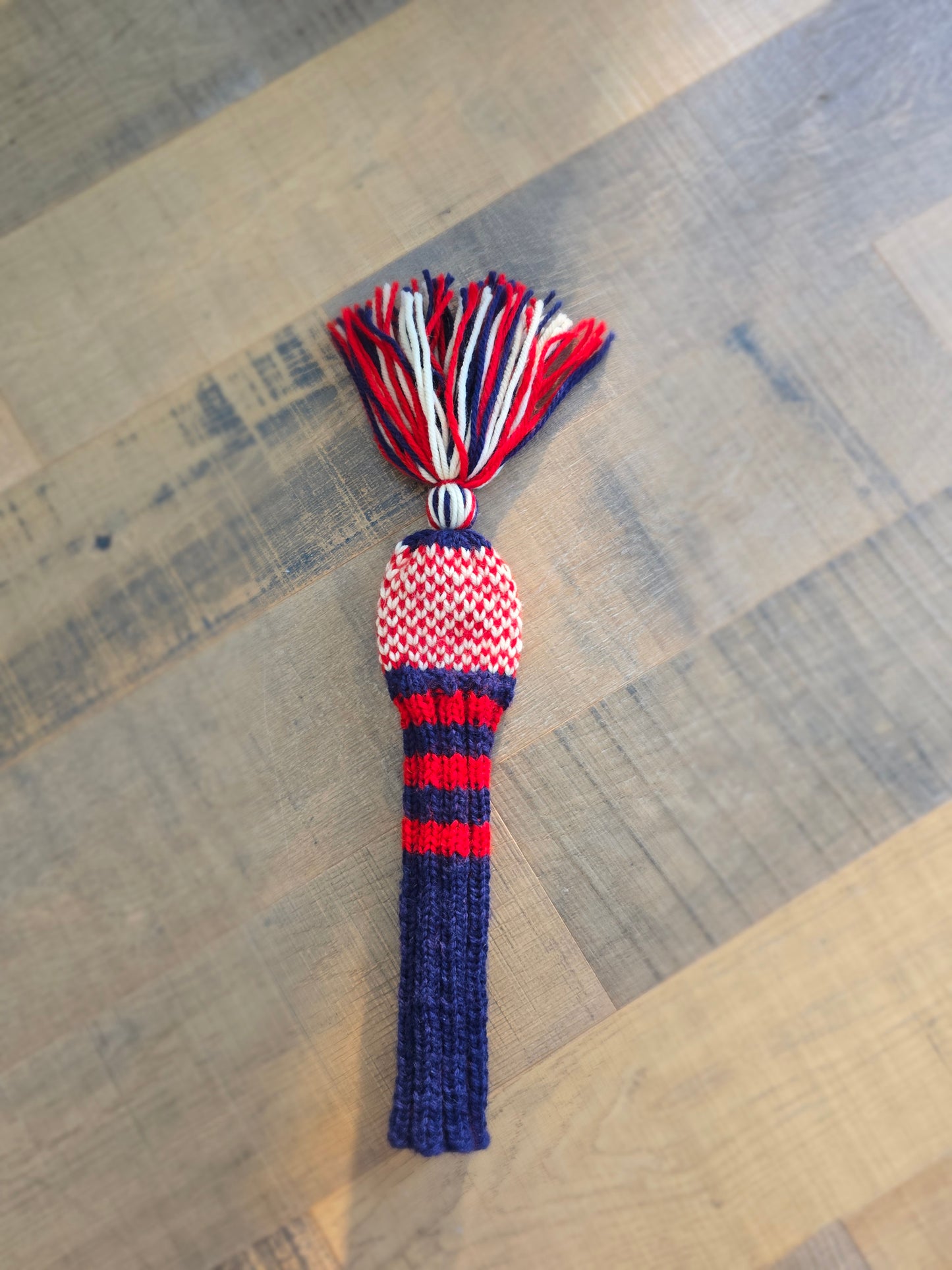 100% Wool Hand Knit Hybrid Golf Club Head Cover Retro-Vintage Blue, Red, & Ivory with Tassel for Ben