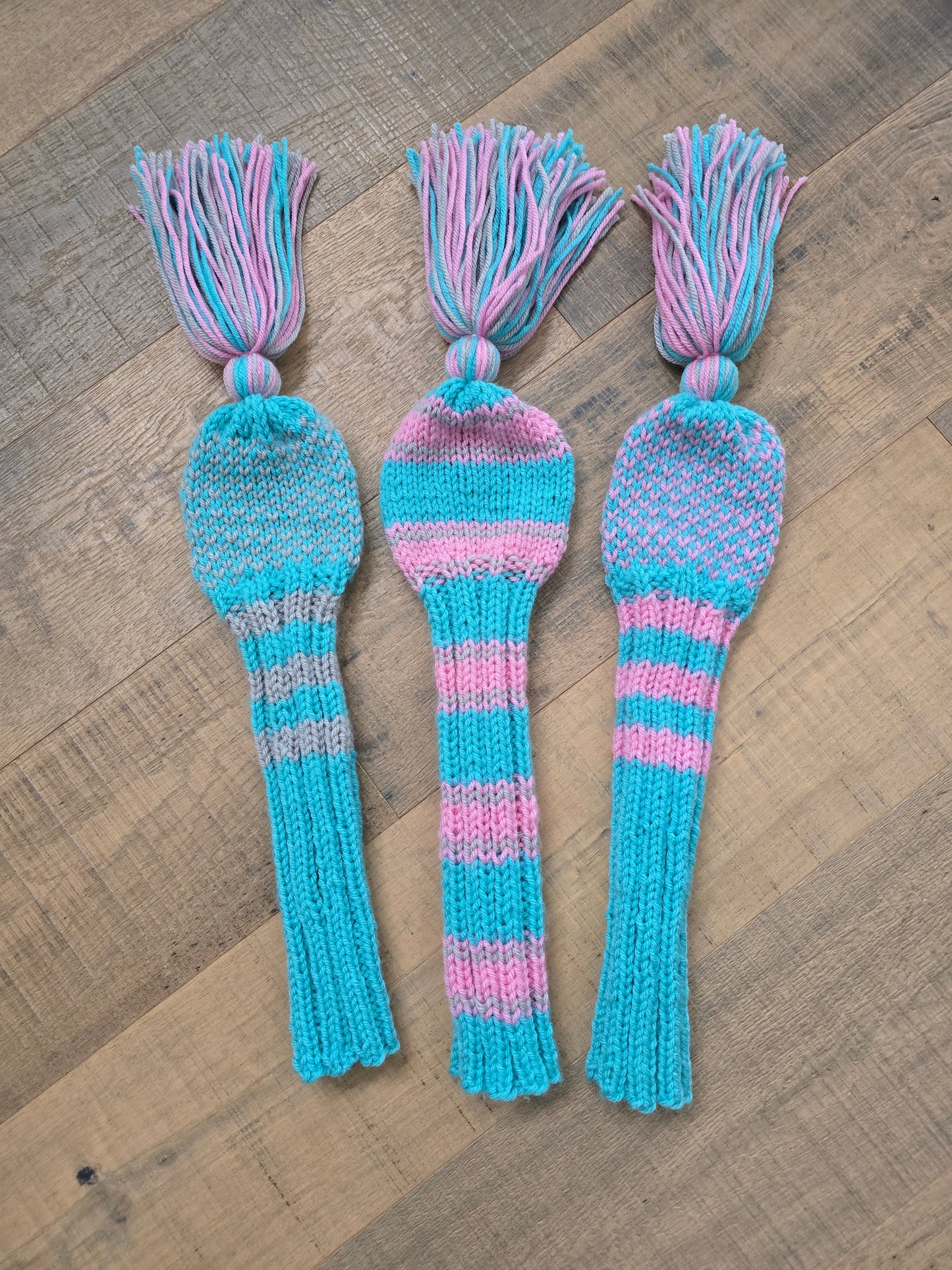 Golf Club Head Covers Retro-Vintage Pink, Gray & Aqua with Tassels for Drivers, Woods Hand Knit Golf Accessory