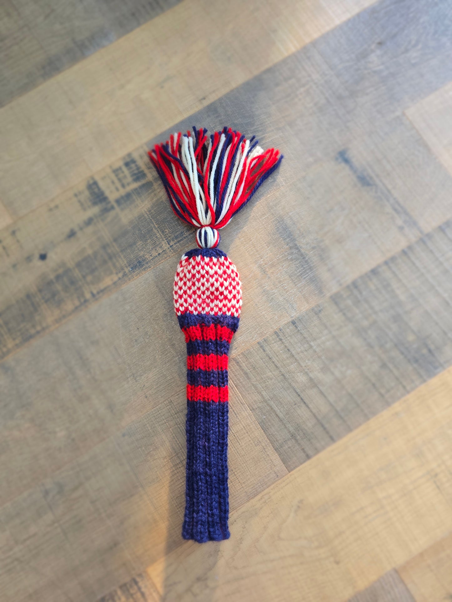 100% Wool Hand Knit Hybrid Golf Club Head Cover Retro-Vintage Blue, Red, & Ivory with Tassel for Ben