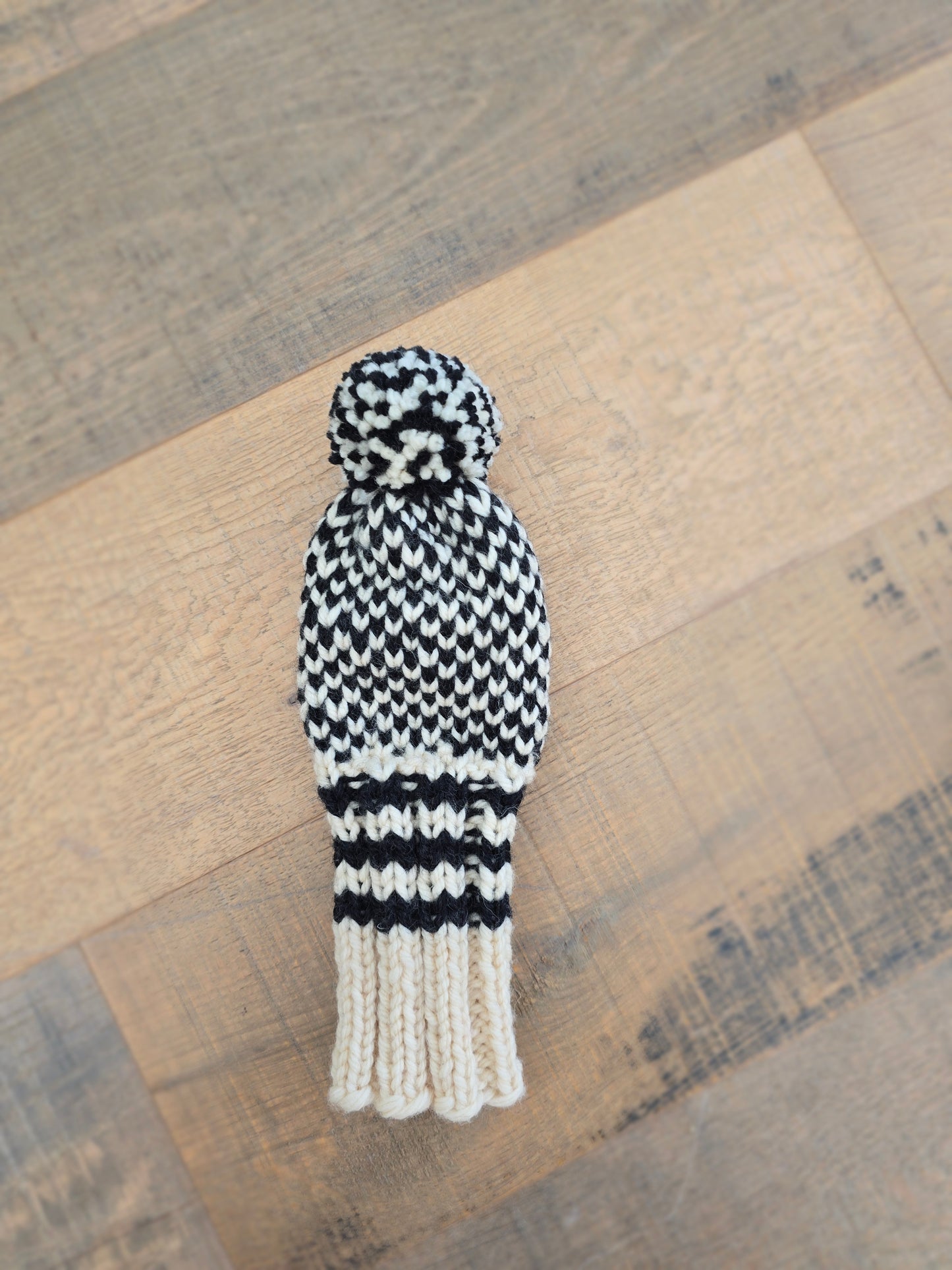 100% Wool Hand Knit Hybrid Golf Club Head Cover Retro-Vintage Black & Ivory with Tassel for John