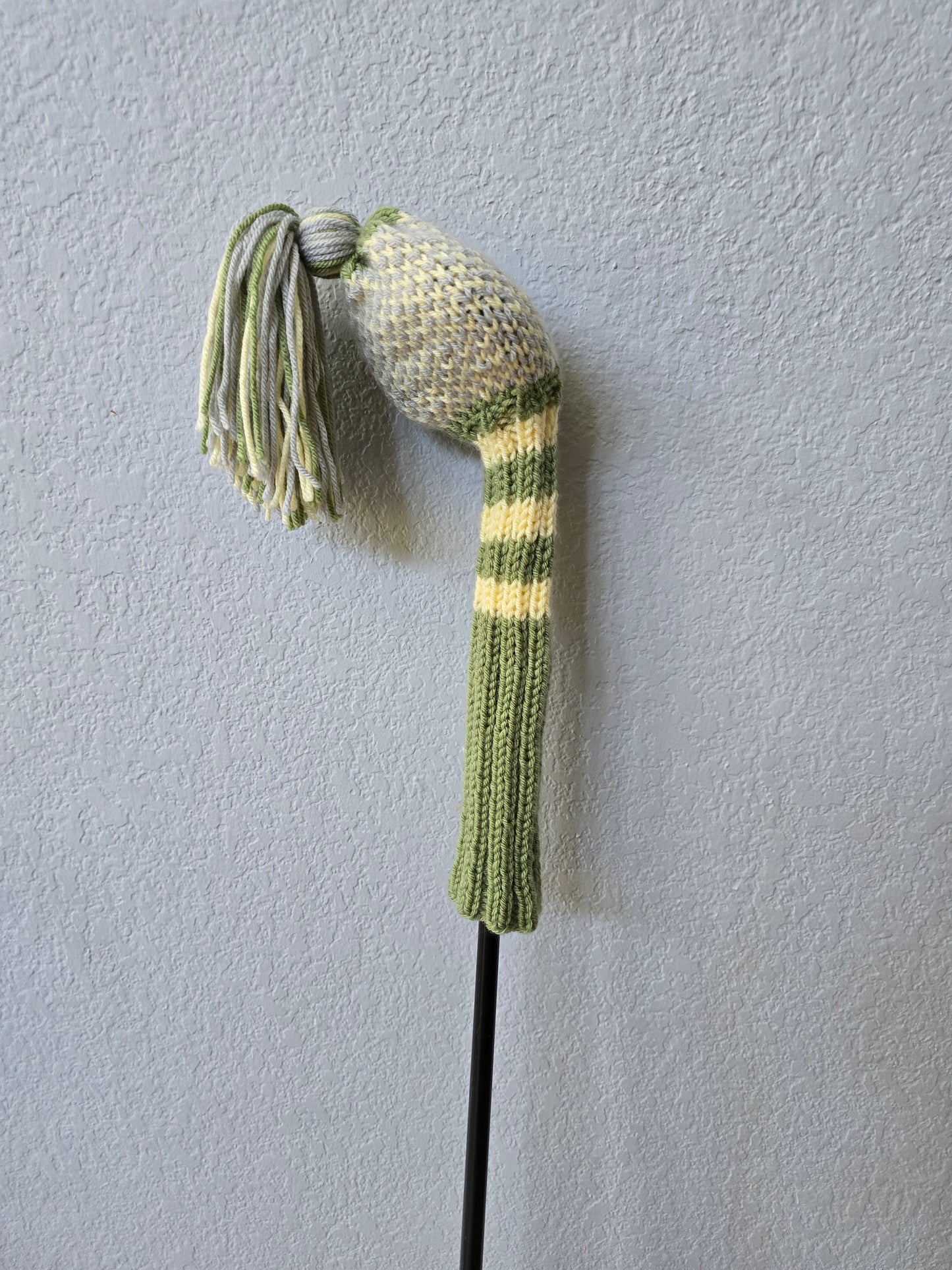 Custom Hand Knit Golf Club Head Cover Retro-Vintage Black, Red & White with Tassel for Driver for Josh